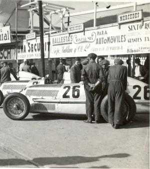 Rozalma celebra su centenario convertida en una empresa líder, robotizada y referente mundial en brazos agrícolas